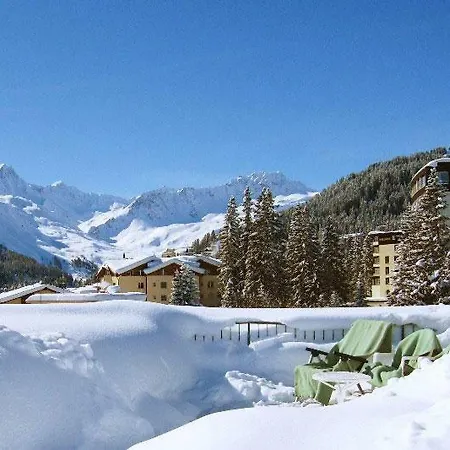 Paradies 503 Apartman *